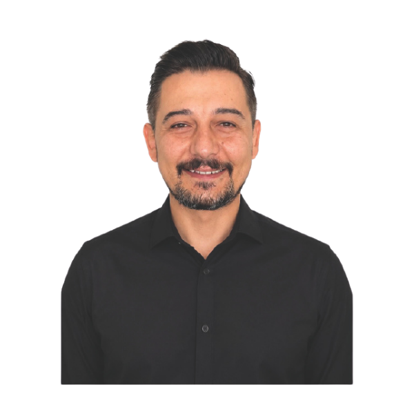 Tugay Özer